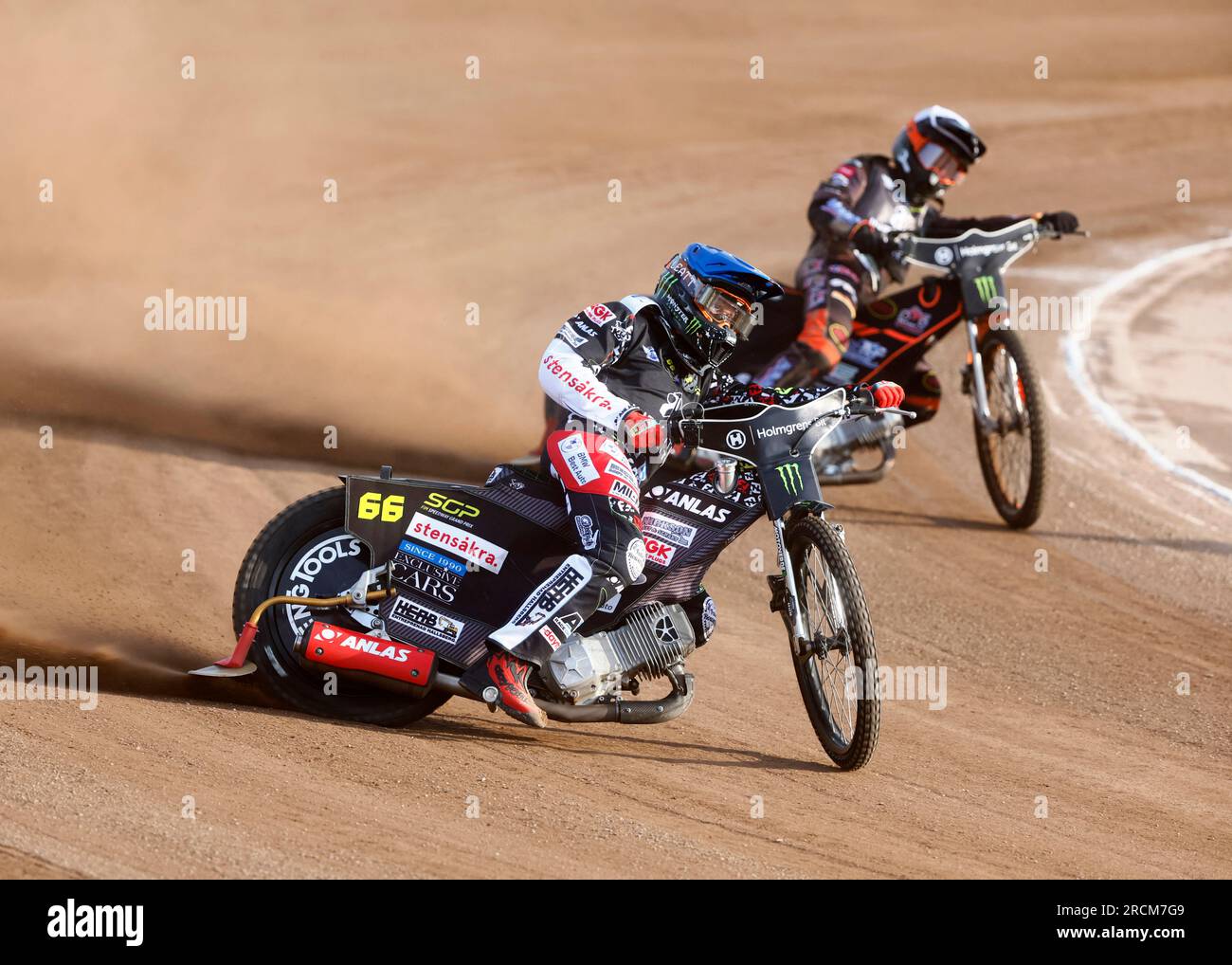 Målilla 20230715Lors Lindgren, Suède, devant Jacob Thorssell, Suède, en Heat 4 lors du Grand Prix FIM Speedway, sous-compétition WC 6 sur 10 i. Banque D'Images