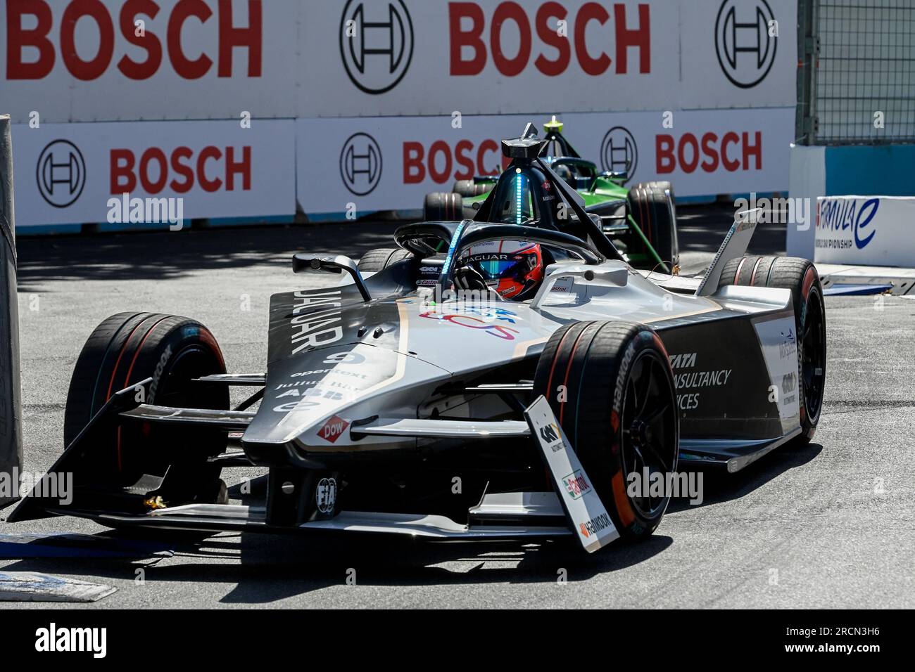 Rome, Italie. 15 juillet 2023. Mitch Evans roule lors des qualifications de la première journée de compétition du FE Grand Prix de Rome 2023. Crédit : SOPA Images Limited/Alamy Live News Banque D'Images