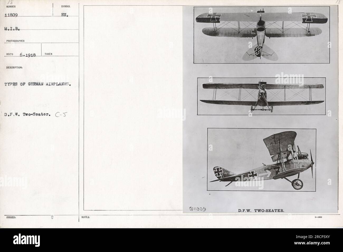 Une photographie prise en juin 1918, intitulée '111-SC-11809', montre un D.F.W. allemand Avion à deux places. L'image fait partie d'une collection de photographies documentant les activités militaires américaines pendant la première Guerre mondiale La légende fournit des informations factuelles sur la photographie, y compris son photographe et sa date d'émission. Banque D'Images