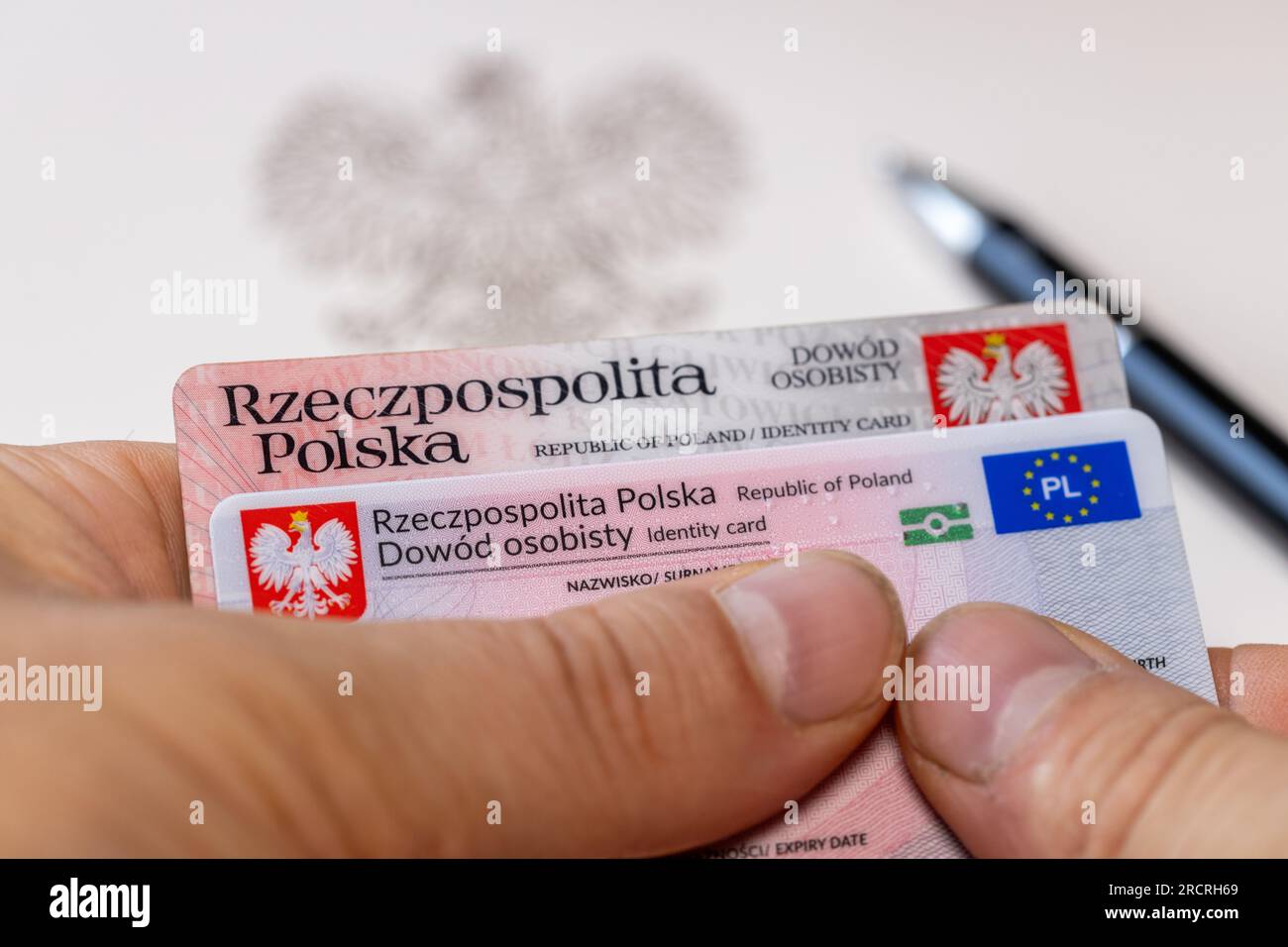 Pologne, ancienne et nouvelle carte d'identité, pièce d'identité d'un citoyen polonais Banque D'Images