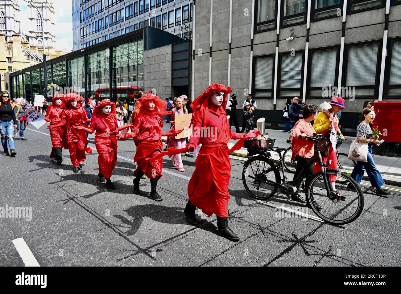 Red Brigade, Stop Rosebank Demonstration, Westminster, Londres, Royaume-Uni Banque D'Images