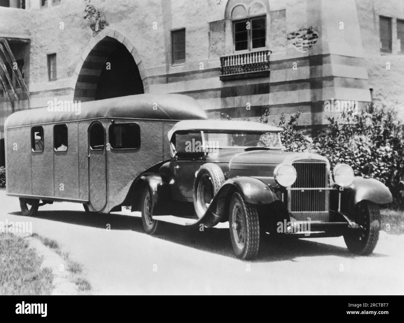 OPA Locka, Floride : c. 1929 la dernière en date dans les bandes-annonces, le Curtis Aerocar, qui tentera d'établir un nouveau record de vitesse pour les voyages entre OPA Locka et New York City. Banque D'Images