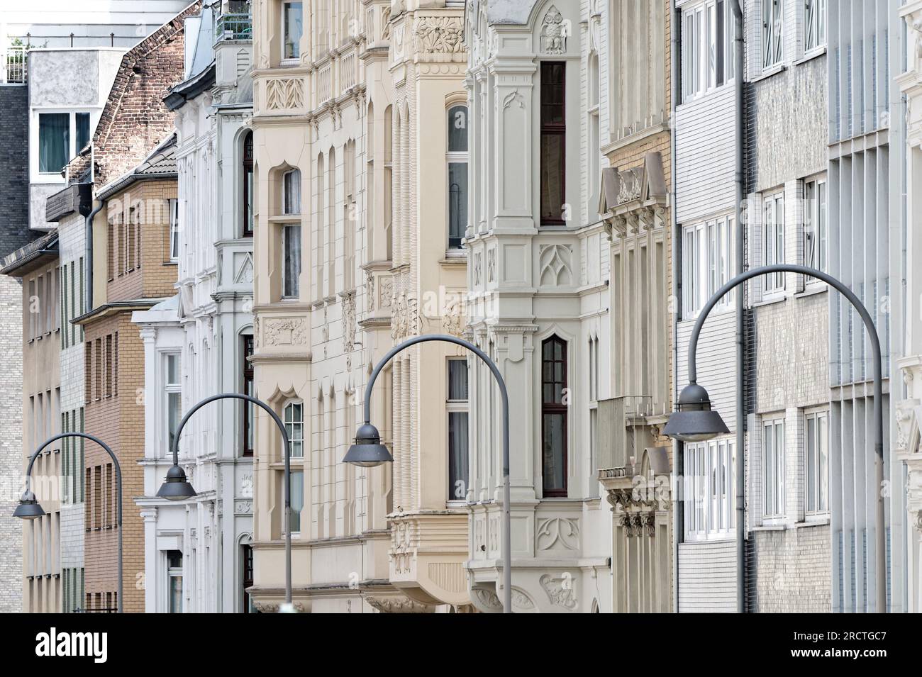 façades de maisons gruenderzeit ornementées de la fin du 19e siècle dans le quartier belge de cologne Banque D'Images