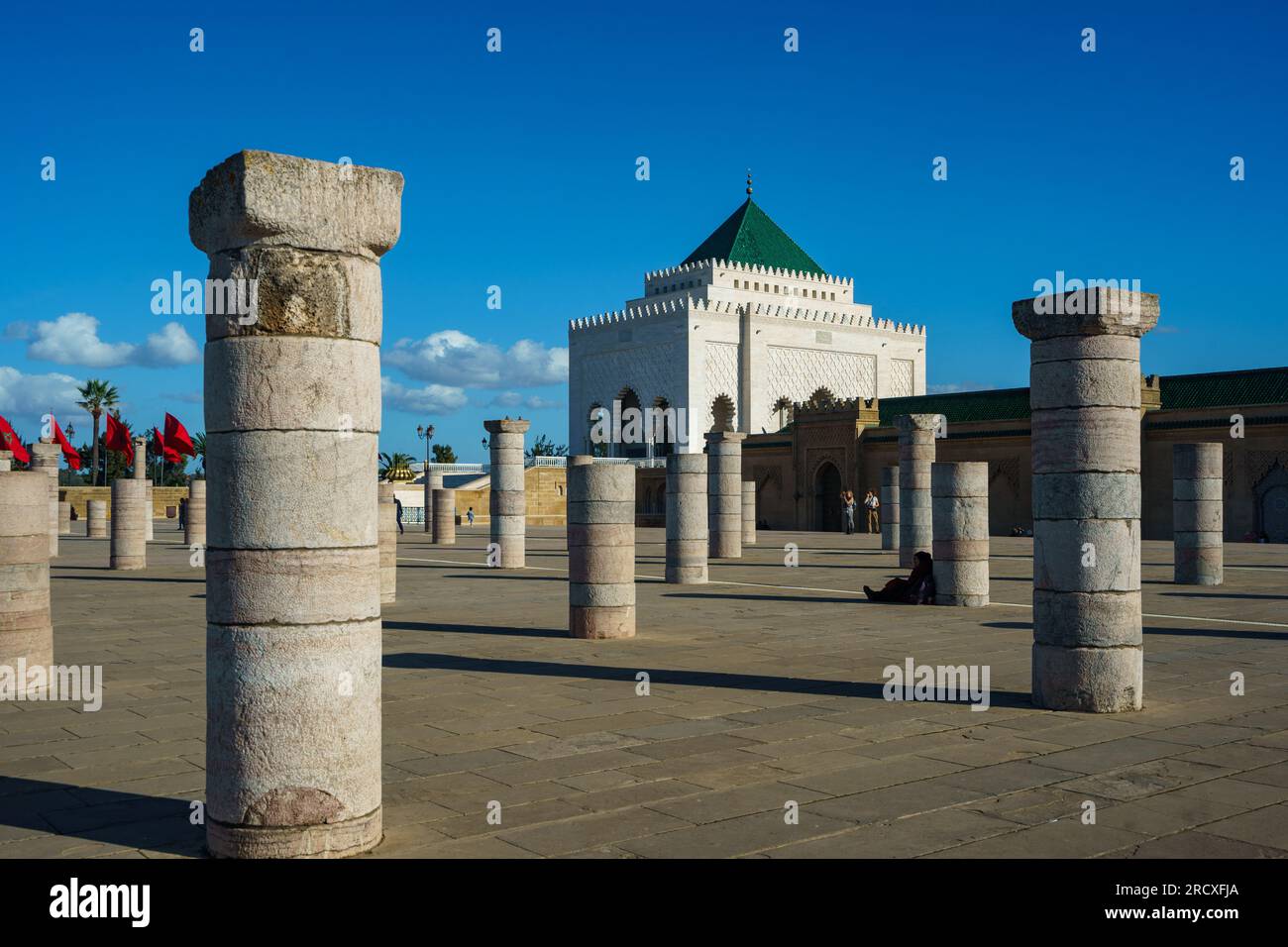 Maroc. Rabat. Le Mausolée de Mohammed V sur l'esplanade de Yacoub al-Mansour. Banque D'Images