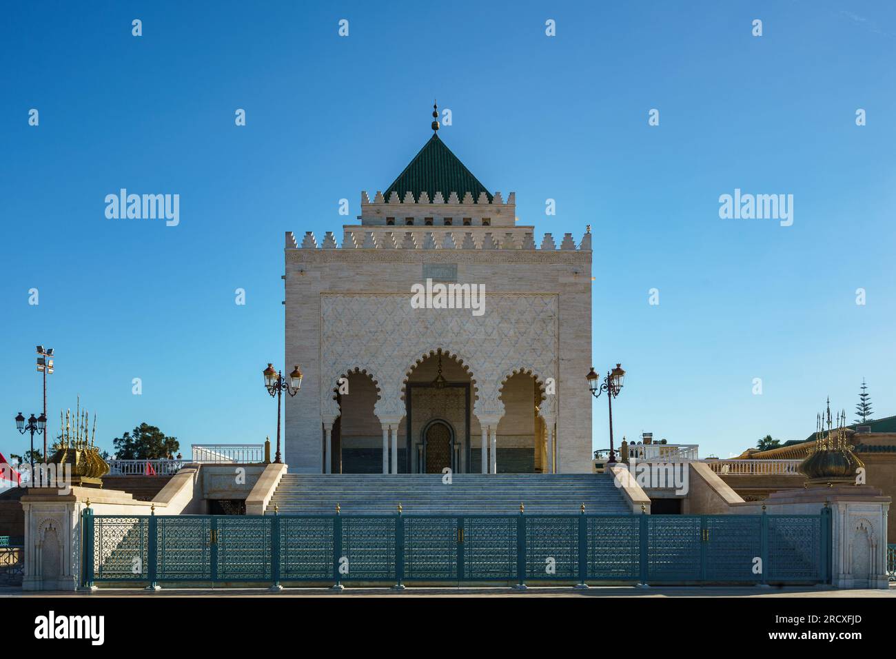 Maroc. Rabat. Le Mausolée de Mohammed V sur l'esplanade de Yacoub al-Mansour. Banque D'Images