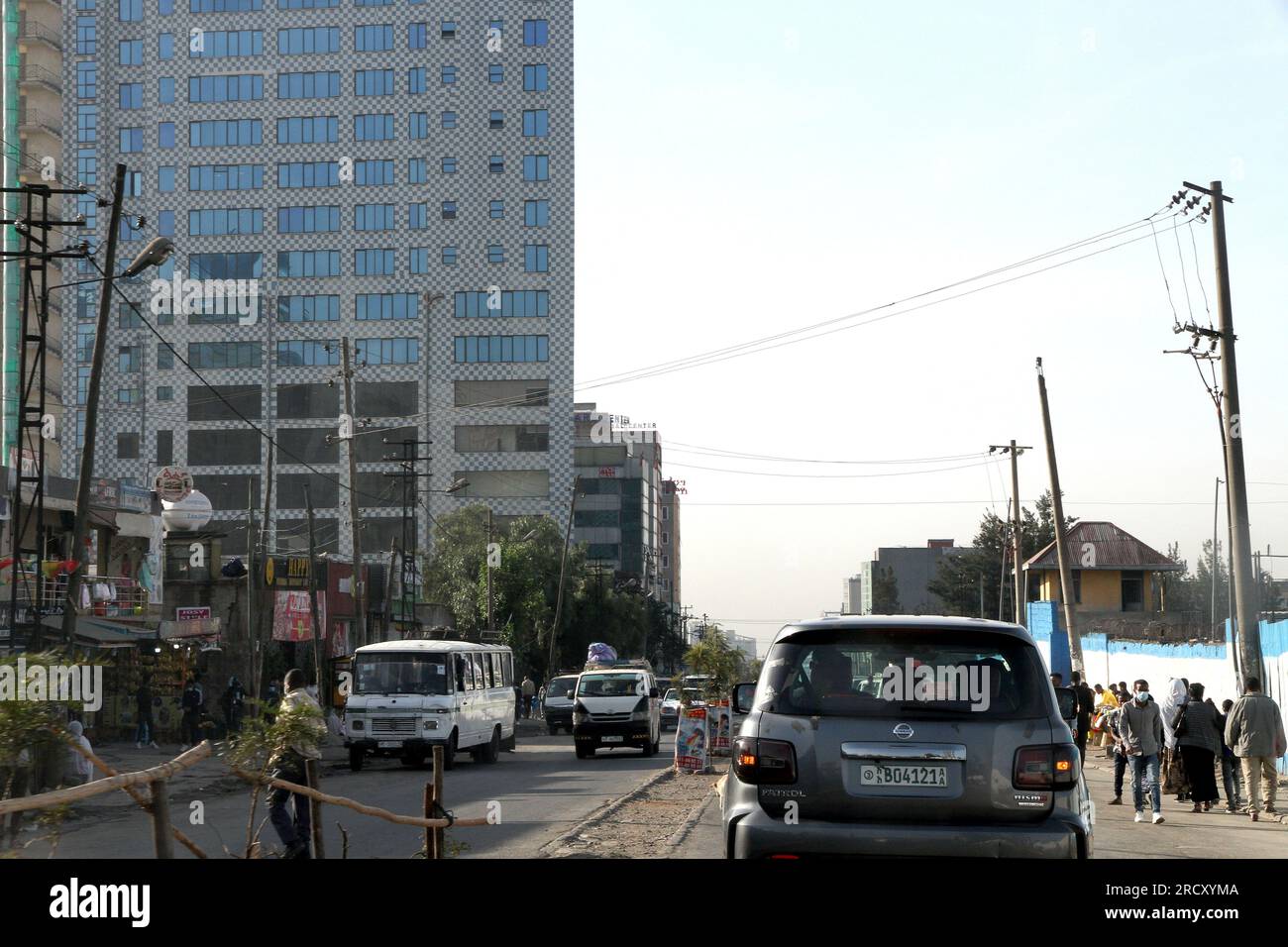 Une rue à Addis Abeba, 06 février 2022 Banque D'Images