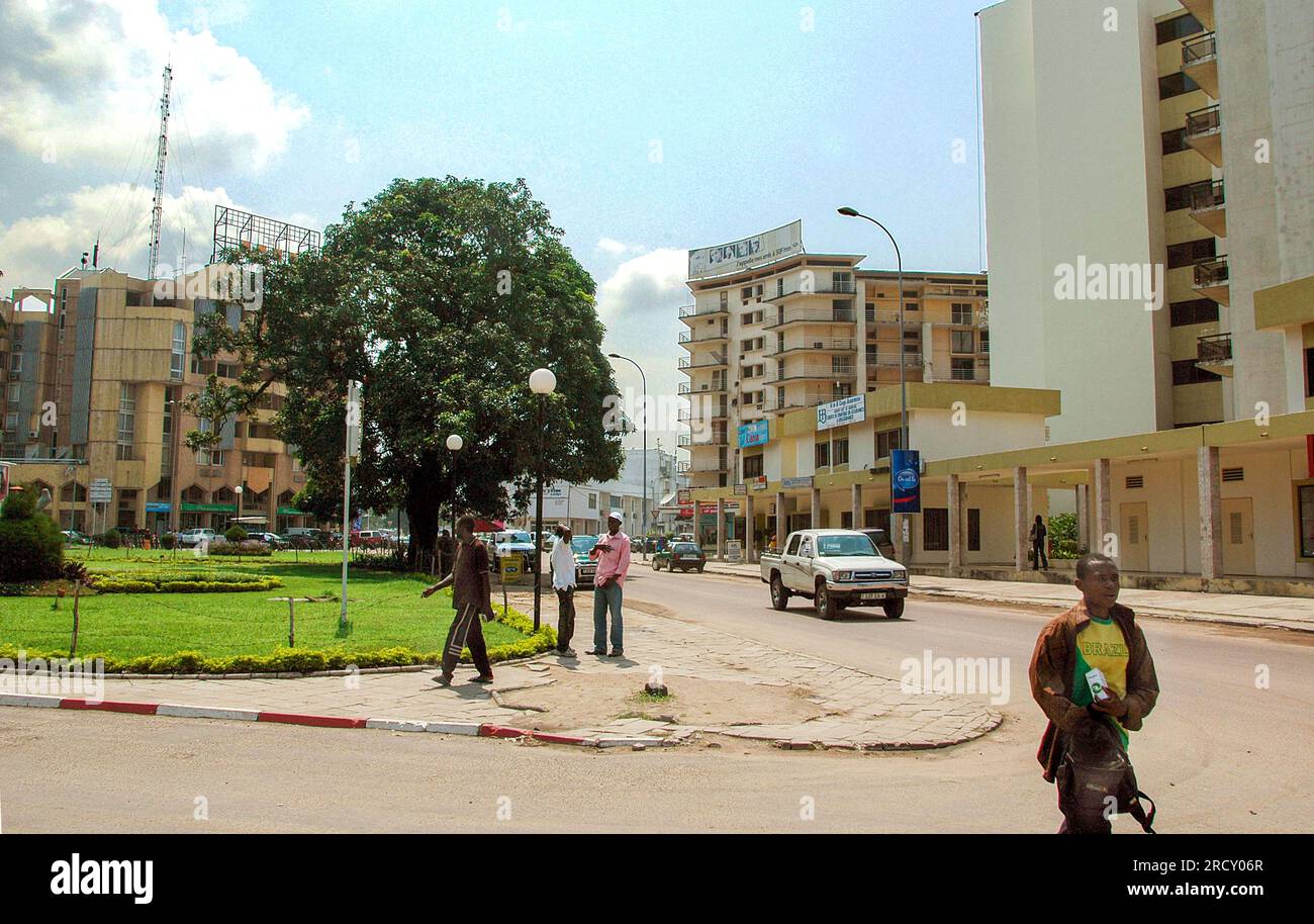 Vue du centre ville de brazzaville capitale du congo le 20 mai 2008