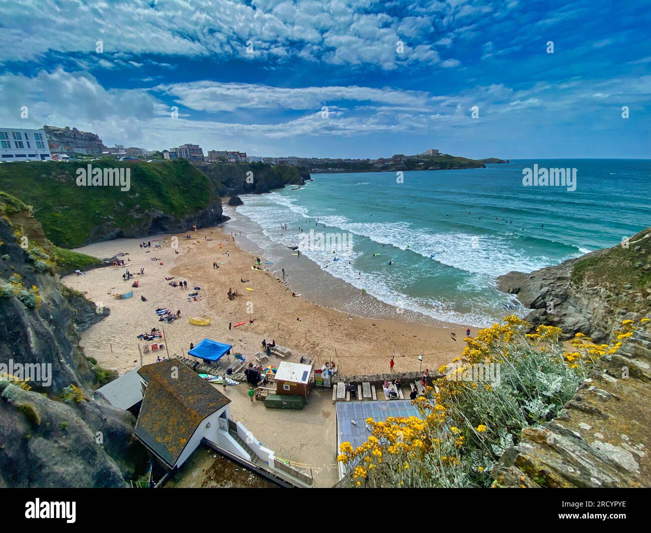 Plage et côte de Newquay en Cornouailles Banque D'Images