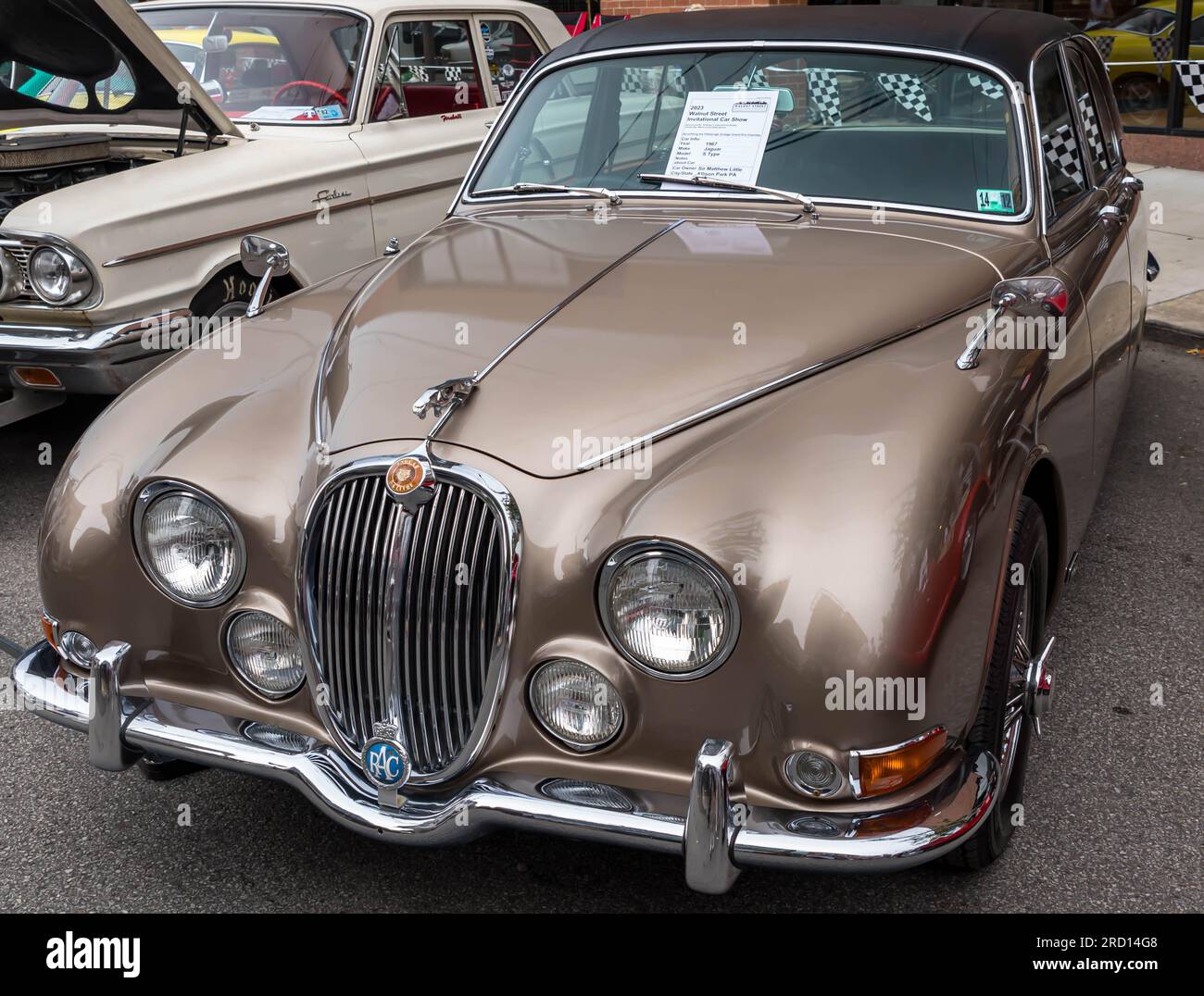 Une Jaguar S Type 1967 exposée lors d'un salon automobile à Pittsburgh, Pennsylvanie, États-Unis Banque D'Images