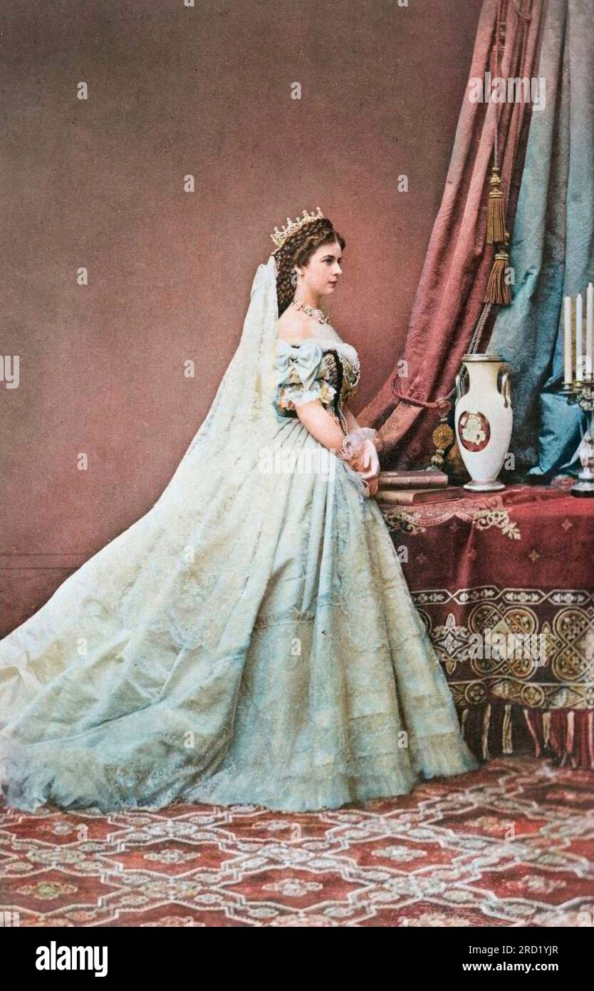 Elisabeth (Sissi), impératrice d'Autriche - Impératrice Elisabeth d'Autriche-Hongrie (1837-1898). Photo de Emil Rabending en 1867 - image colorée numériquement Banque D'Images