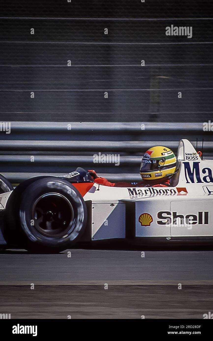 Imola, Italie. 01 mai 1988. Grand Prix de Saint-Marin. Championnat du monde de F1 1988. #12 Ayrton Senna, brésilien, sur sa McLaren Honda. Banque D'Images