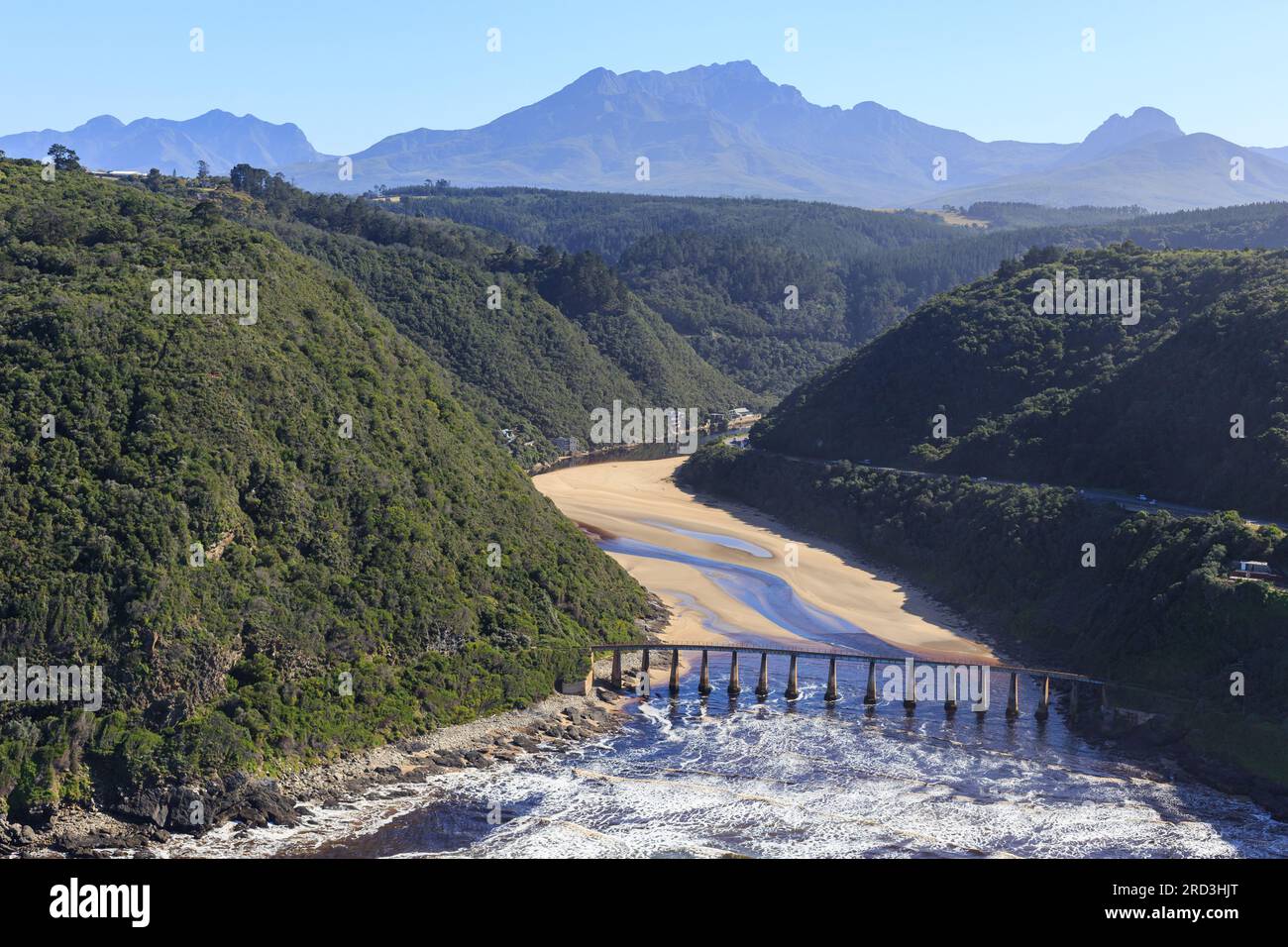 Wilderness, Western Cape, Afrique du Sud - 11 juillet 2023 : embouchure de la rivière Kaaimans, située dans la province du Western Cape en Afrique du Sud Banque D'Images