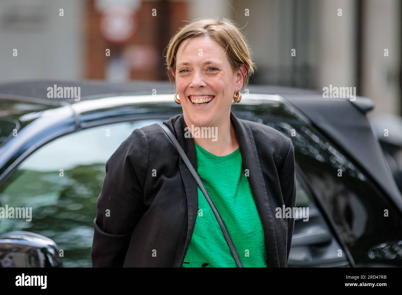 Westminster, Londres, Royaume-Uni. 18 juillet 2023. Jess Phillips, ministre fantôme de la violence domestique et de la protection, quitte le Centre pour la justice sociale après son discours et ses questions-Réponses discutant de la suite de la lutte contre l’esclavage moderne. Photo par Amanda Rose/Alamy Live News Banque D'Images