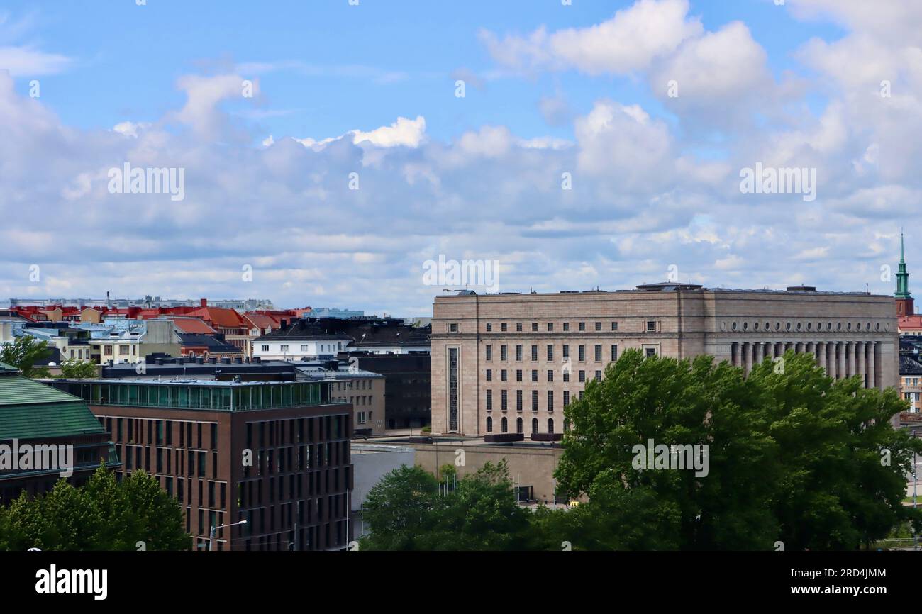 Le Parlement finlandais construit sur Mannerheimintie à Helsinki, Finlande Banque D'Images