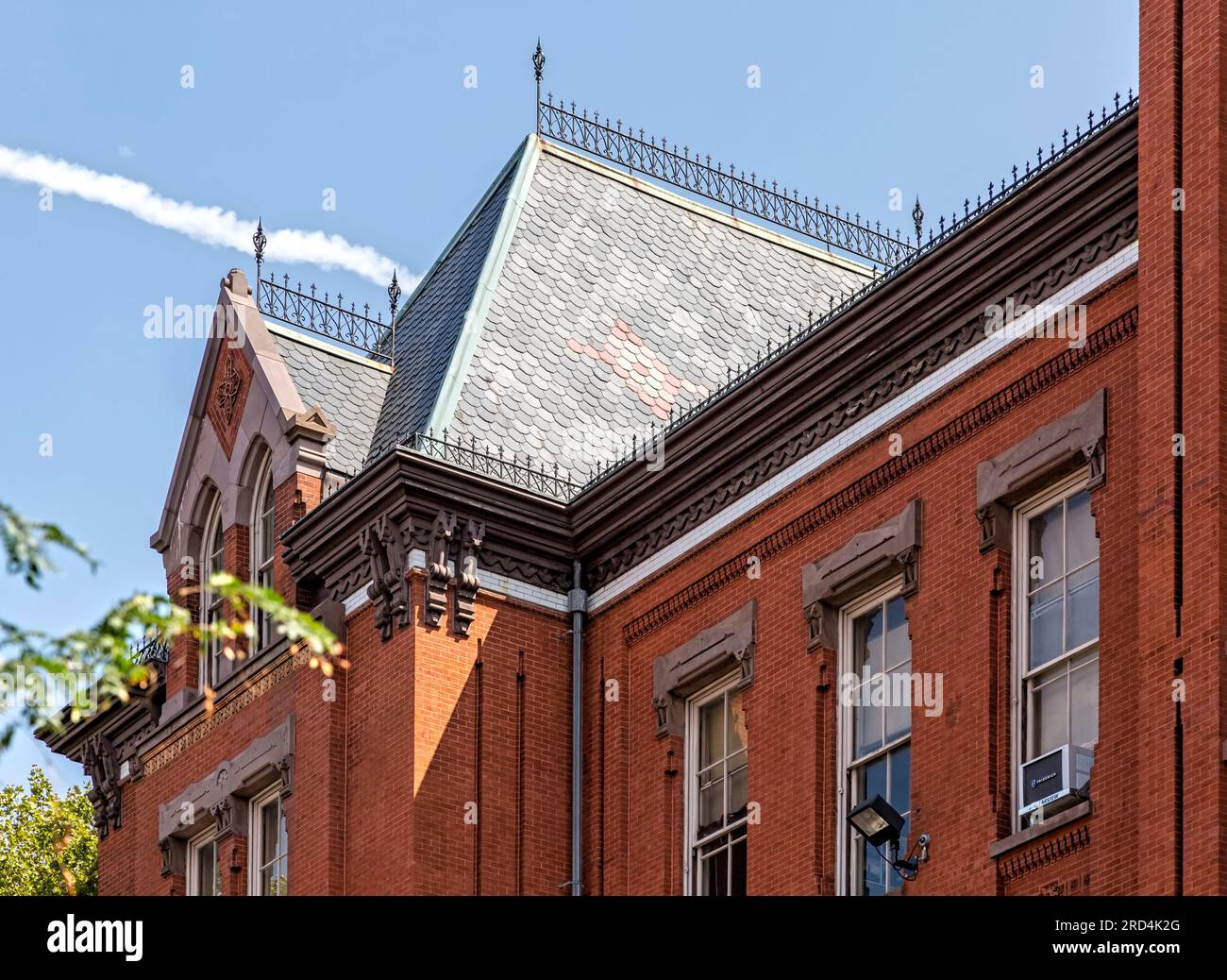 Bedford Stuyvesant : monument historique Girls High School, gothique victorien, conçu par le même architecte que le Boys High School à proximité. Banque D'Images