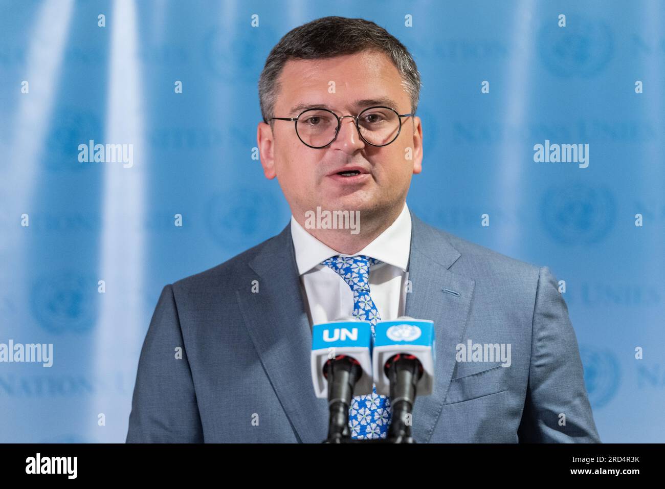 Rencontre avec la presse avec le ministre ukrainien des Affaires étrangères, Dmytro Kuleba, au siège de l'ONU à New York, le 18 juillet 2023 Banque D'Images