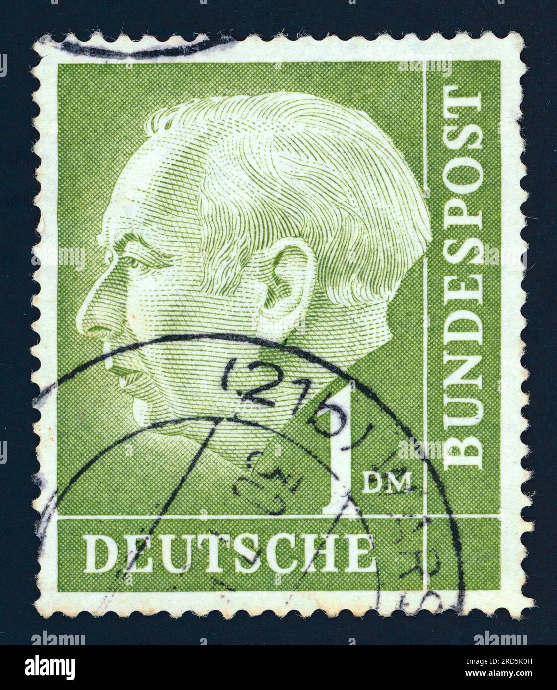 Theodor Heuss, premier président de l'Allemagne de l'Ouest de 1949 à 1959. Timbre-poste émis en République fédérale d'Allemagne (Allemagne de l'Ouest) en 1954. Banque D'Images