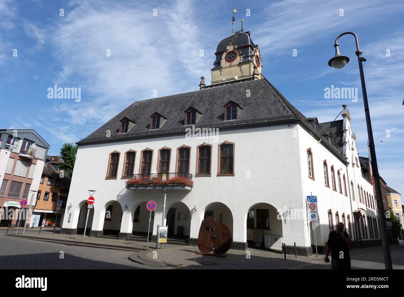 Ehemaliges Rathaus, heute Sitz der Volkshochschule, Nordrhein-Westfalen, Deutschland, Euskirchen Banque D'Images