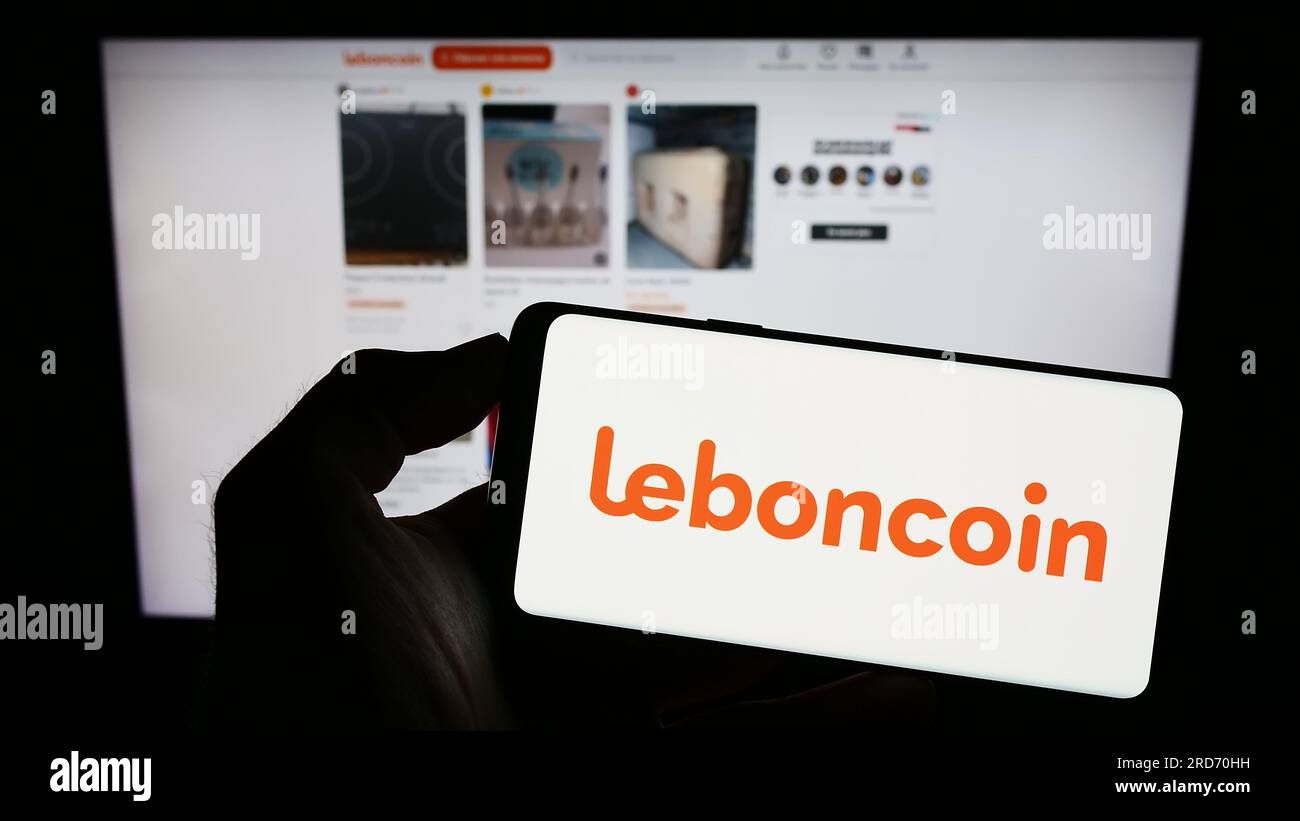 Garde La Localisation En Changeant De Page Leboncoin Lbc france Banque de photographies et d’images à haute résolution - Alamy