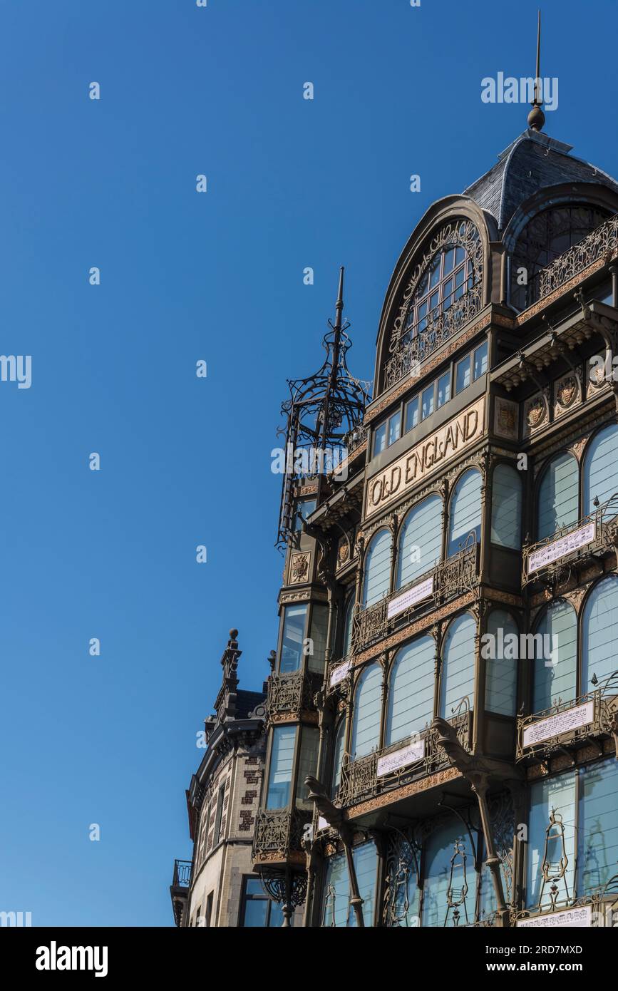 Musée des instruments de musique dans le bâtiment Old England, un ancien bâtiment du département Art Nouveau construit en 1899 par Paul Saintenoy à partir de la rue ceinturée Banque D'Images