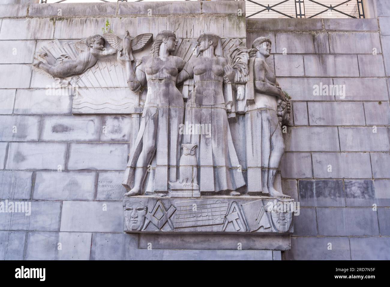 Sculpture Art Déco, , Bibliothèque royale de Belgique, Mont des Arts, Colline des Arts, complexe urbain et historique autour d'un jardin public., Bruxelles, Bel Banque D'Images