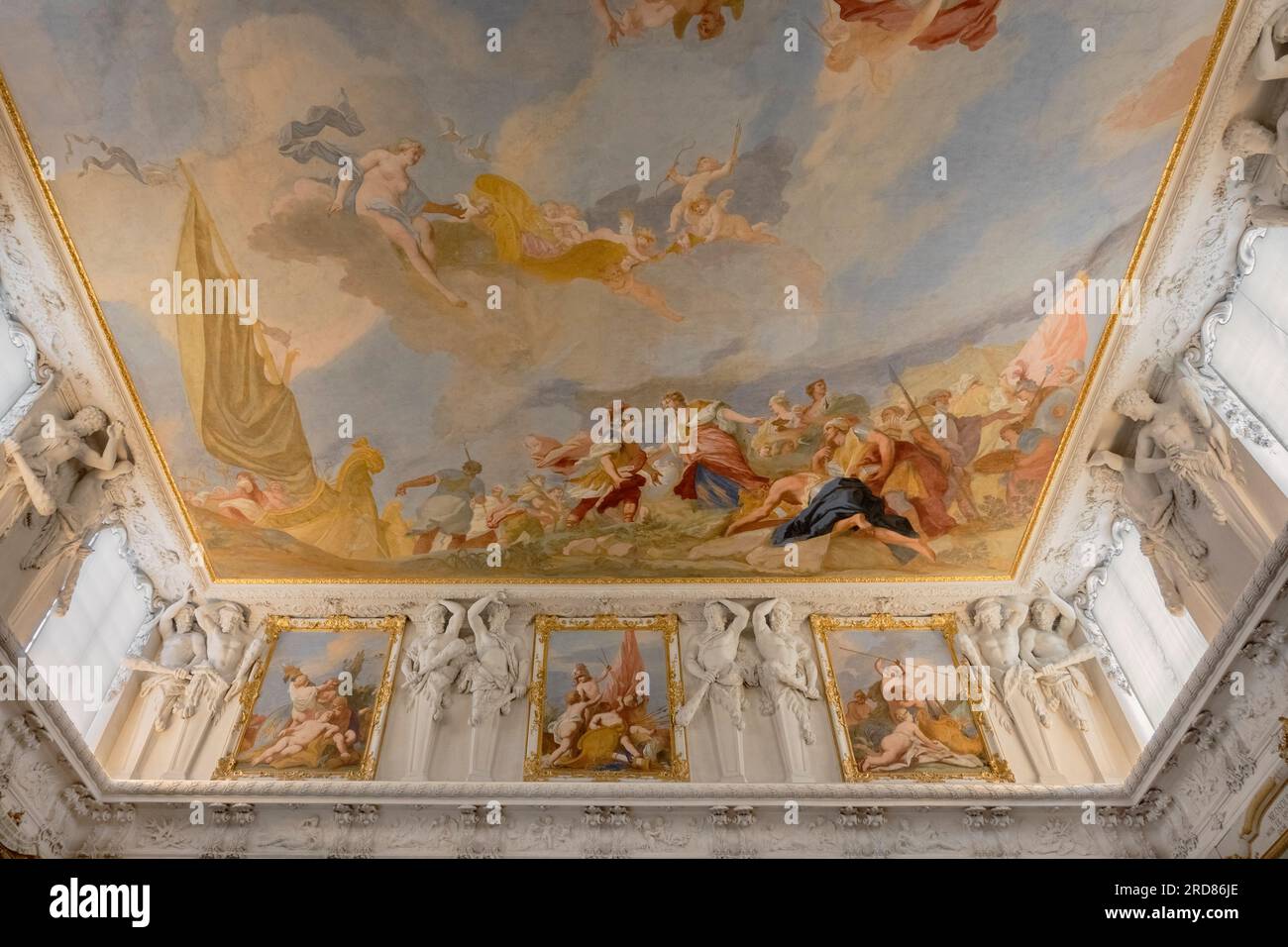 Allemagne, Bavière, Munich, Palais Schleissheim, Neues Schloss ou Nouveau Château, plafond décoré de fresques de la salle de la victoire célébrant l'électeur Max Emanuel Banque D'Images