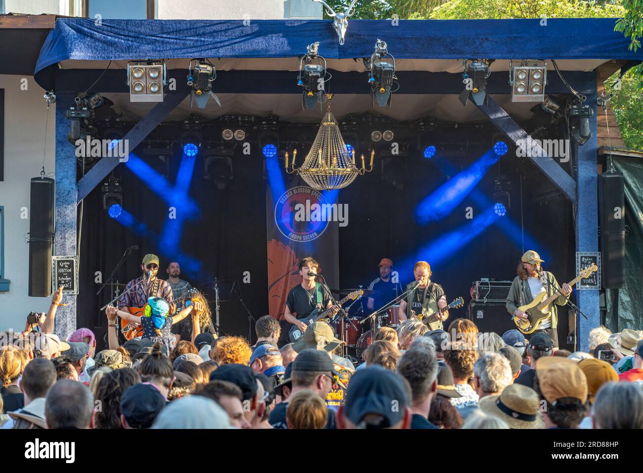 Die irische Rockband Thumper live beim Orange Blossom Special Festival, Beverungen, Deutschland | Irish Rock Band Thumper live at The Orange Blosso Banque D'Images