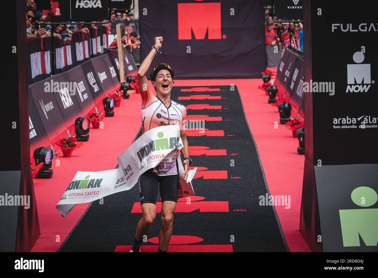 Gurutze Frades remporte l'Ironman de Vitoria-Gasteiz 2023. Banque D'Images