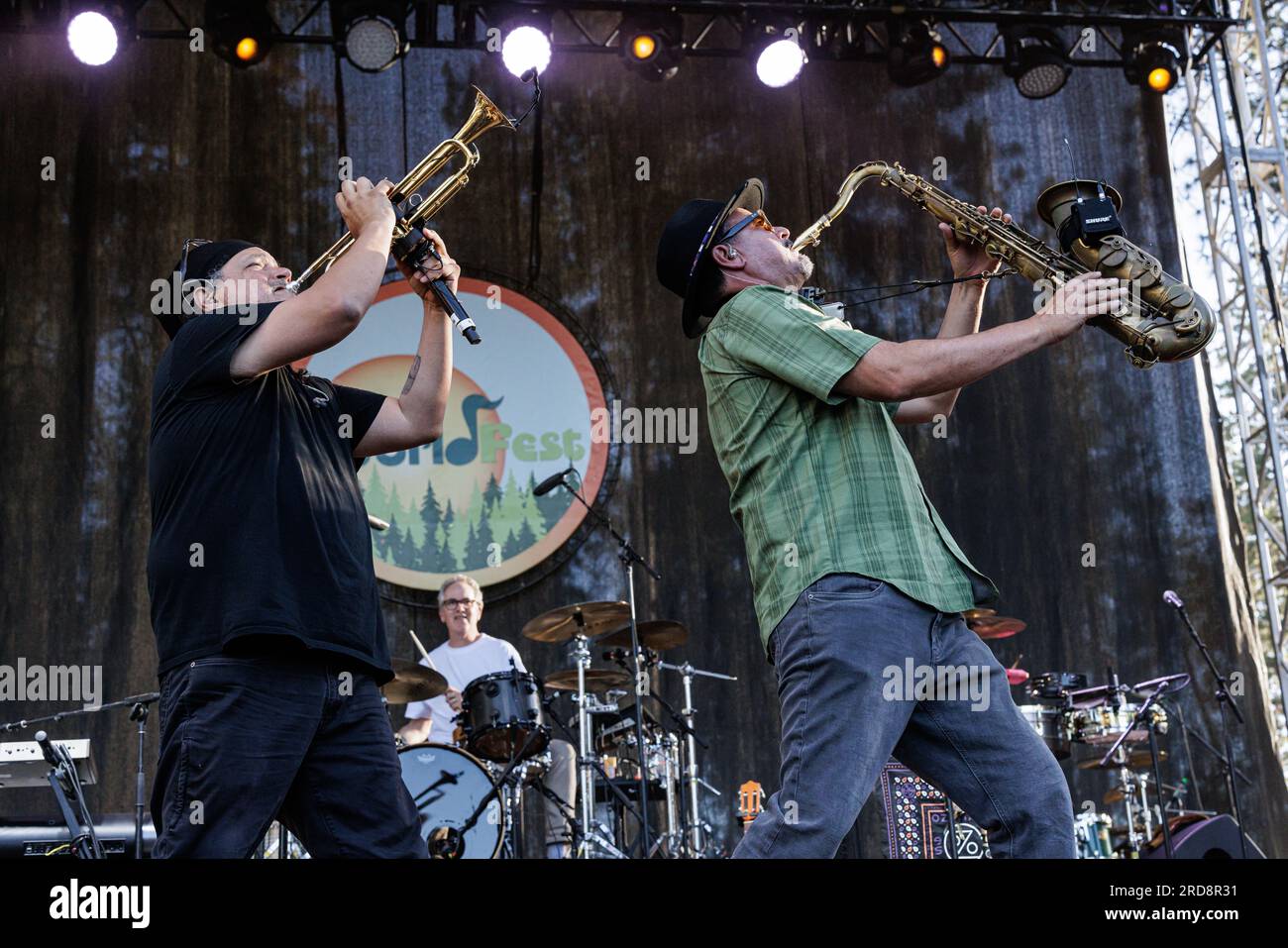 Grass Valley, États-Unis. 14 juillet 2023. California WorldFest accueille Ozomatli, groupe de Los Angeles gagnant un Grammy Grammy, dans le rôle de Western U.S. La canicule continue. Du 13 au 16 juillet 2023 (photo de Penny Collins/NurPhoto) crédit : NurPhoto SRL/Alamy Live News Banque D'Images