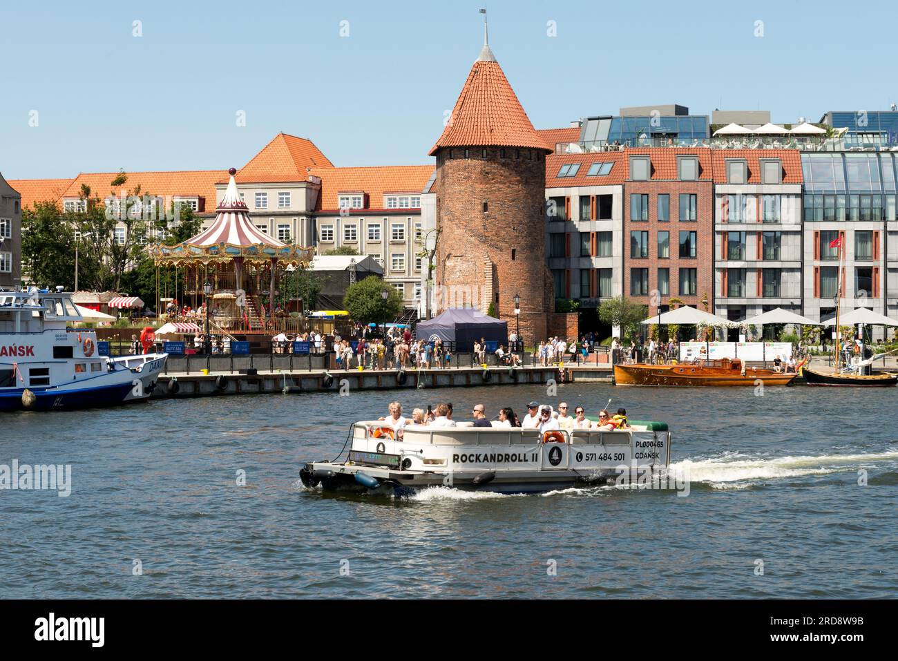 Gdansk Pologne croisière fluviale Rockandroll bateau à moteur dans la vieille ville de Gdansk, Pologne, Europe, UE Banque D'Images