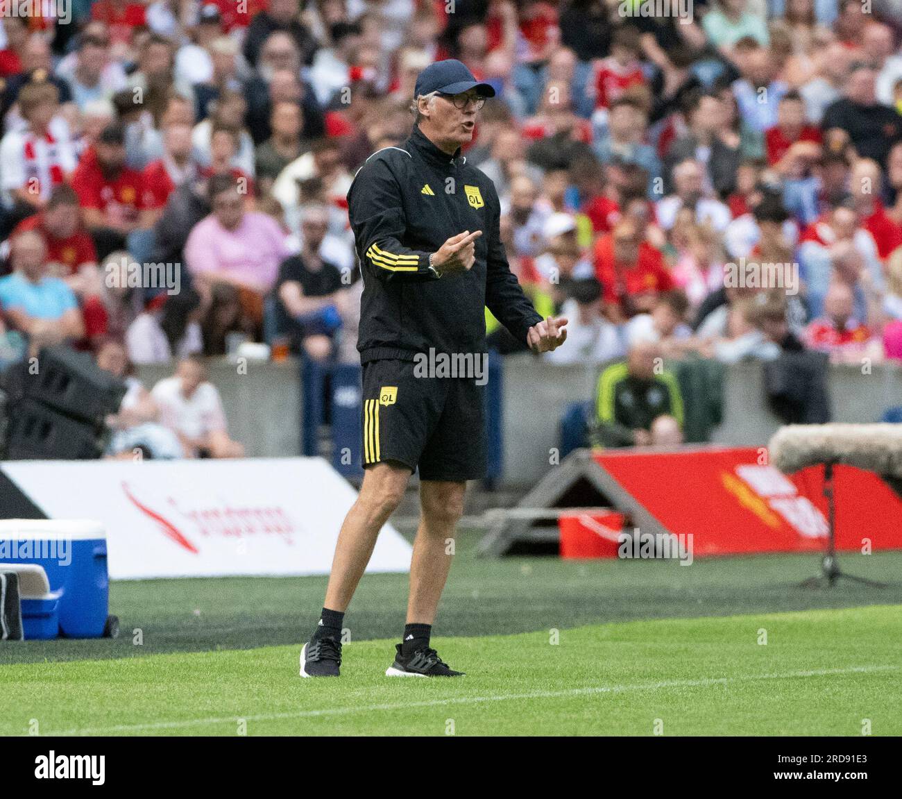 Edimbourg, Royaume-Uni. 19 juillet 2023. Amical de pré-saison - Manchester United FC - Olympique Lyonnais 19/7/2023. L'entraîneur de l'Olympique Lyon, Laurent blanc, pendant le match alors que Manchester United affronte l'Olympique Lyonnais lors d'un match amical de pré-saison au Murrayfield Stadium, Édimbourg, Écosse, Royaume-Uni crédit : Ian Jacobs/Alamy Live News Banque D'Images