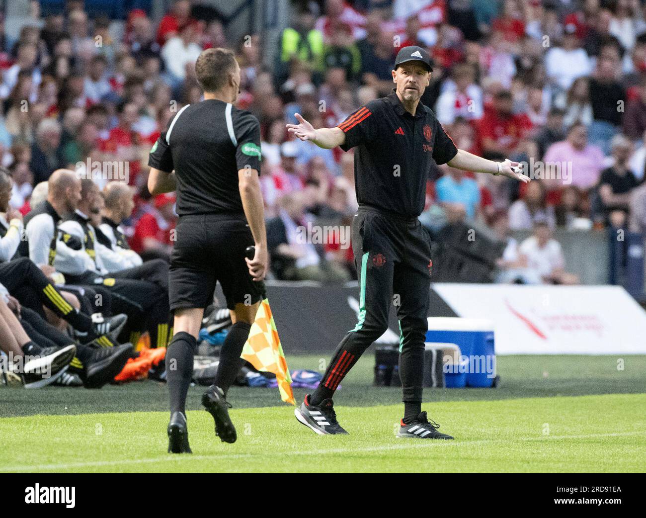 Edimbourg, Royaume-Uni. 19 juillet 2023. Amical de pré-saison - Manchester United FC - Olympique Lyonnais 19/7/2023. L'entraîneur de Manchester United, Erik Ten Hag, pendant le match alors que Manchester United affronte l'Olympique Lyonnais lors d'un match amical de pré-saison au Murrayfield Stadium, Édimbourg, Écosse, Royaume-Uni crédit : Ian Jacobs/Alamy Live News Banque D'Images