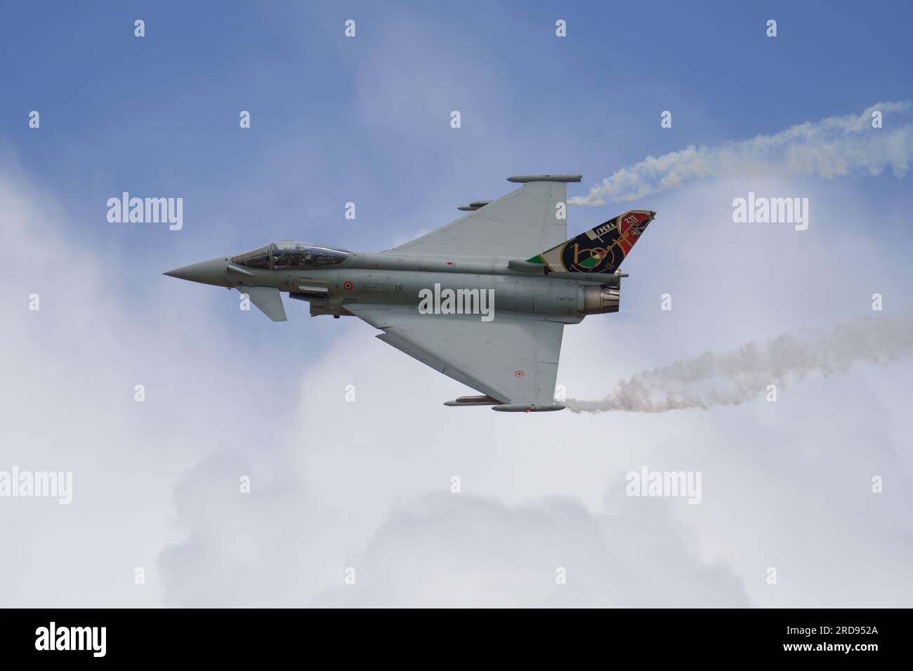 L'Eurofighter de l'armée de l'air italienne se produit au Royal International Air Tattoo RAF Fairford 2023 Banque D'Images