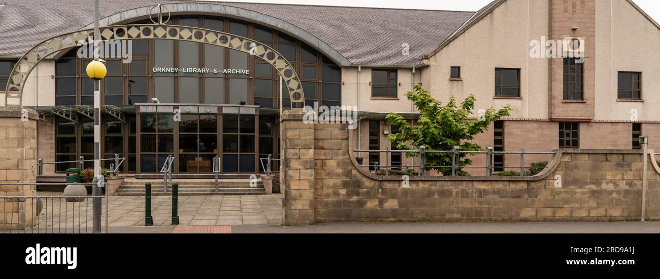 Kirkwall, îles Orcades, Écosse, Royaume-Uni. 4 juin 2023. Le bâtiment de la bibliothèque et des archives des Orcades sur Junction Road dans les Orcades de Kirkwall, Royaume-Uni. Banque D'Images