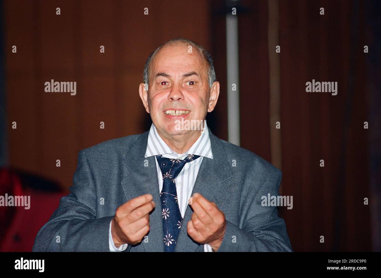 Jacek Kuroń, Icek Kordblum,Jacek Jan Kuroń (né le 3 mars 1934 à Lviv, mort le 17 juin 2004 à Varsovie) - communiste juif, l'un des leaders de la soi-disant opposition politique constructive en République populaire de Pologne, partisan du détachement de Lviv et Kresy de Pologne, Actionnaire de la 'Table ronde,photo Kazimierz Jurewicz Banque D'Images