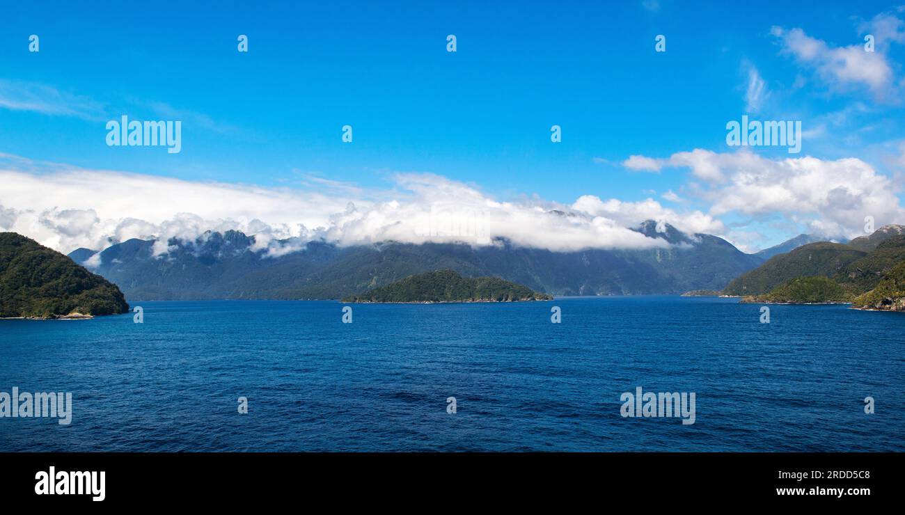 Dusky Sound, Tamatea, l'un des fjords les plus complexes, parc national de Fiordland, île du Sud, Nouvelle-Zélande Banque D'Images