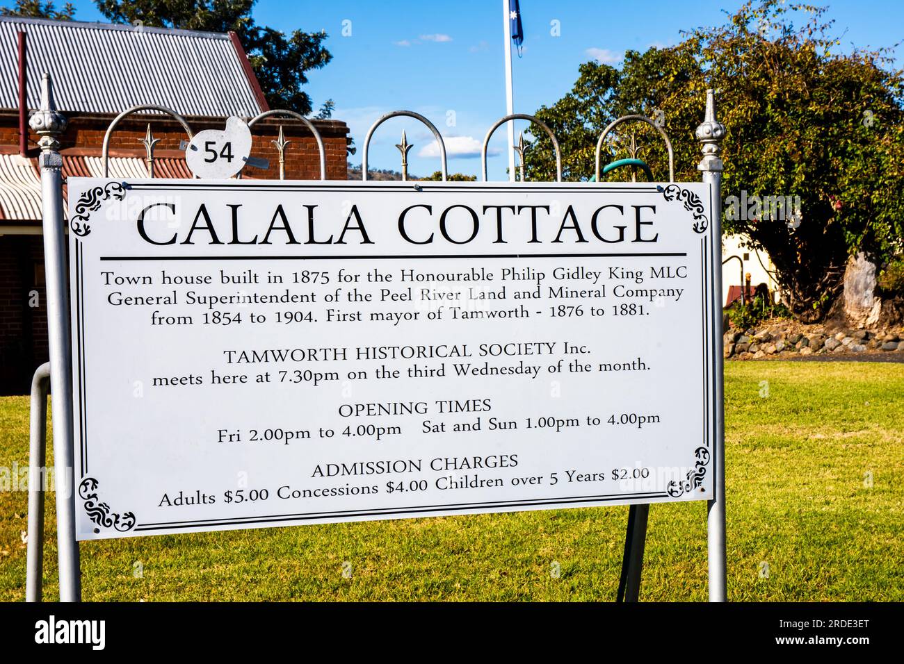 Panneau Zalala Cottage face à Denison Street Tamworth Australie Banque D'Images