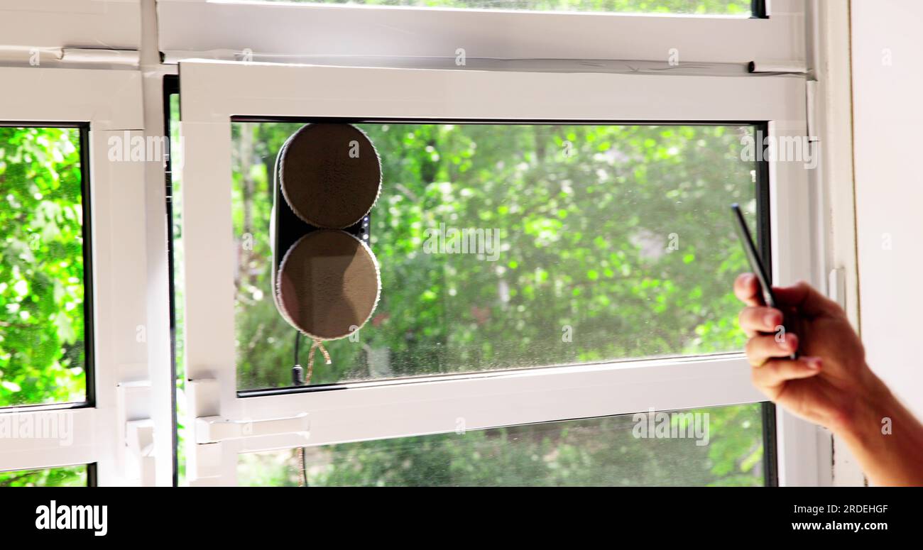 Lave-glace automatique. Machine pour appareils robotisés Banque D'Images