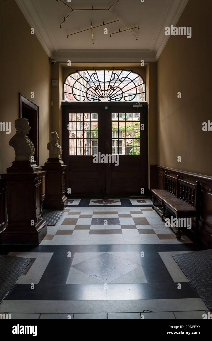 Musée Plantin-Moretus incorporant l'histoire de l'imprimerie ainsi que l'atmosphère d'une vieille maison patricienne flamande, Anvers, Belgique Banque D'Images