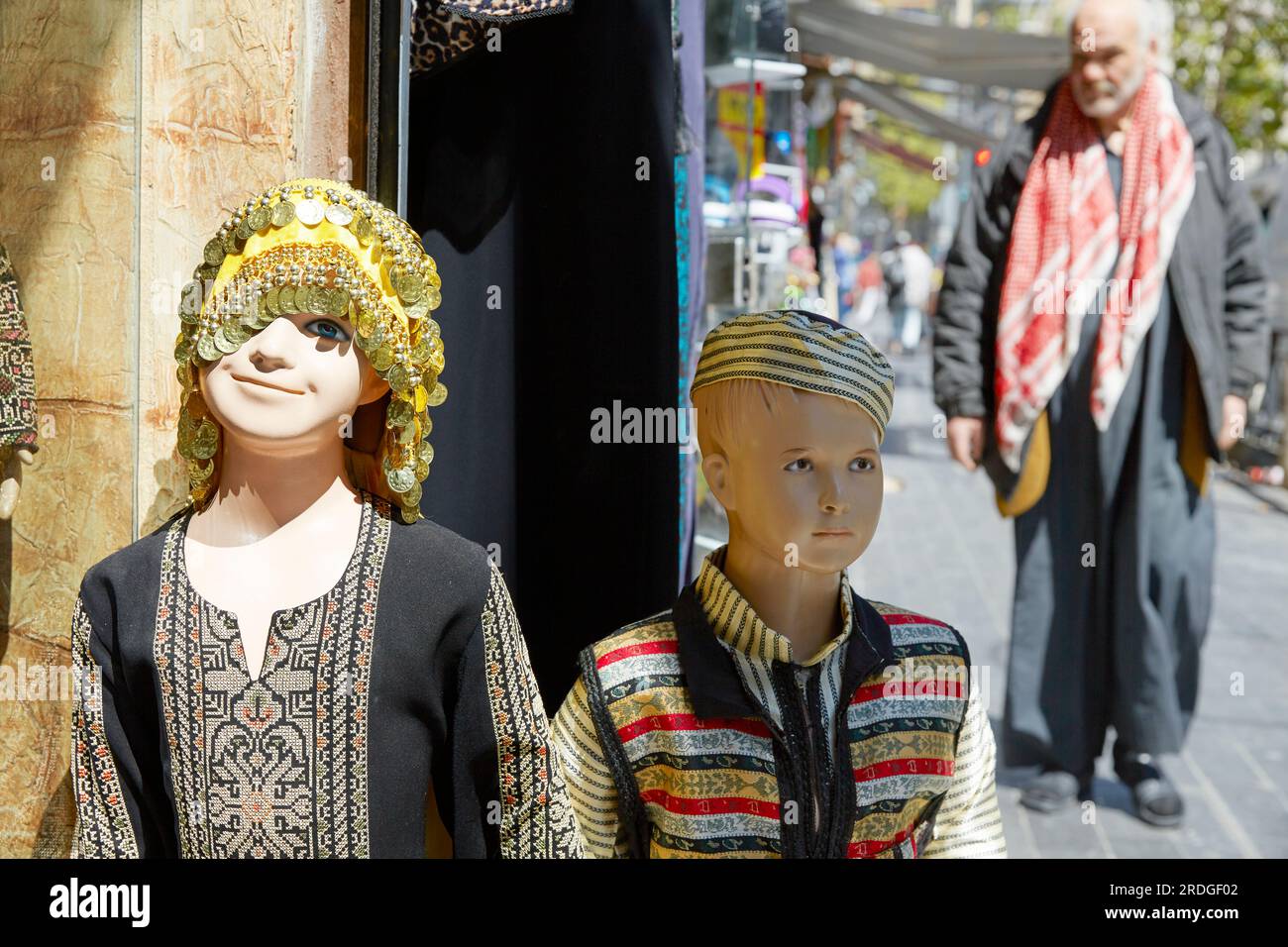 Mannequins d'enfants dans la rue, Amman, Jordanie Banque D'Images