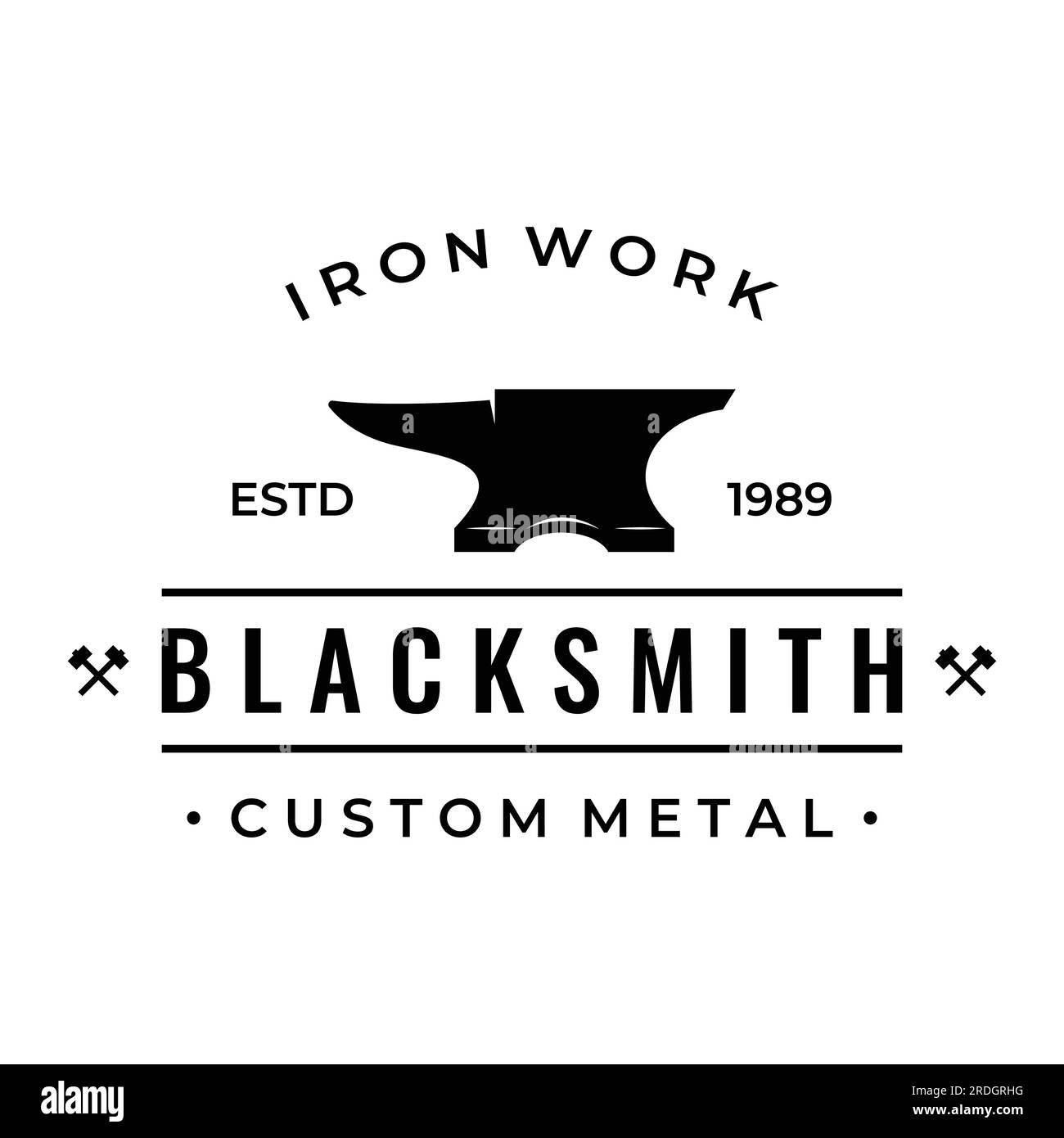 Travail d'enclume de forgeron antique. Avec fond isolé de marteau et de fer à cheval.logo pour l'industrie. atelier. Illustration de Vecteur