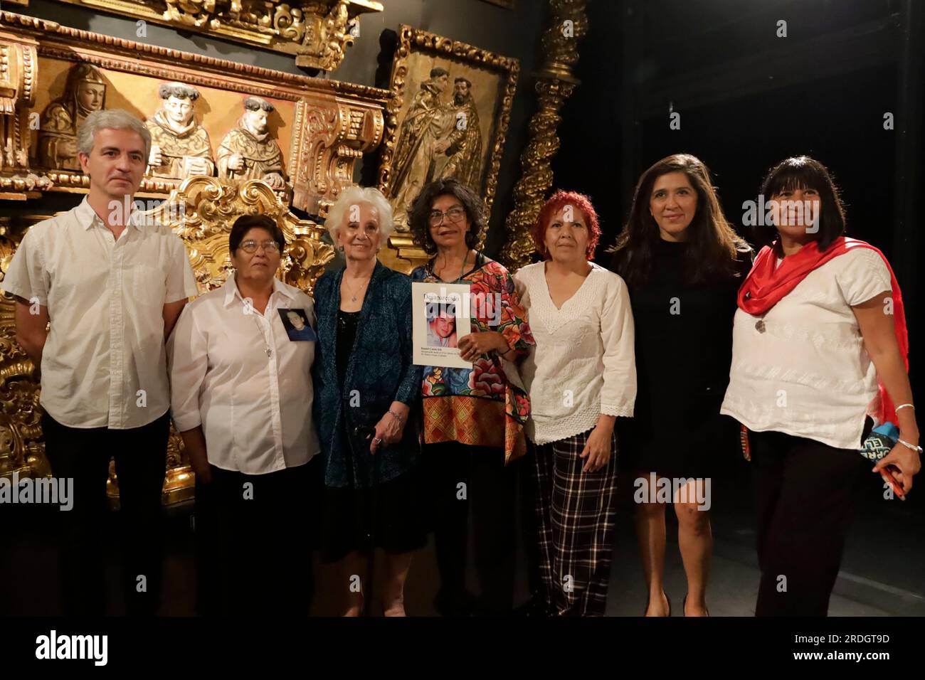 Mexico, Mexique. 20 juillet 2023. 20 juillet 2023, Mexico, Mexique : Estela de Carlotto, fondatrice et présidente de la 'Grand-mère de May Plaza' avec les mères des disparus au Mexique à l'Université du Cloître de Sor Juana à Mexico. Le 20 juillet 2023 à Mexico, Mexique (photo de Luis Barron/Eyepix Group). Crédit : EYEPIX Group/Alamy Live News Banque D'Images
