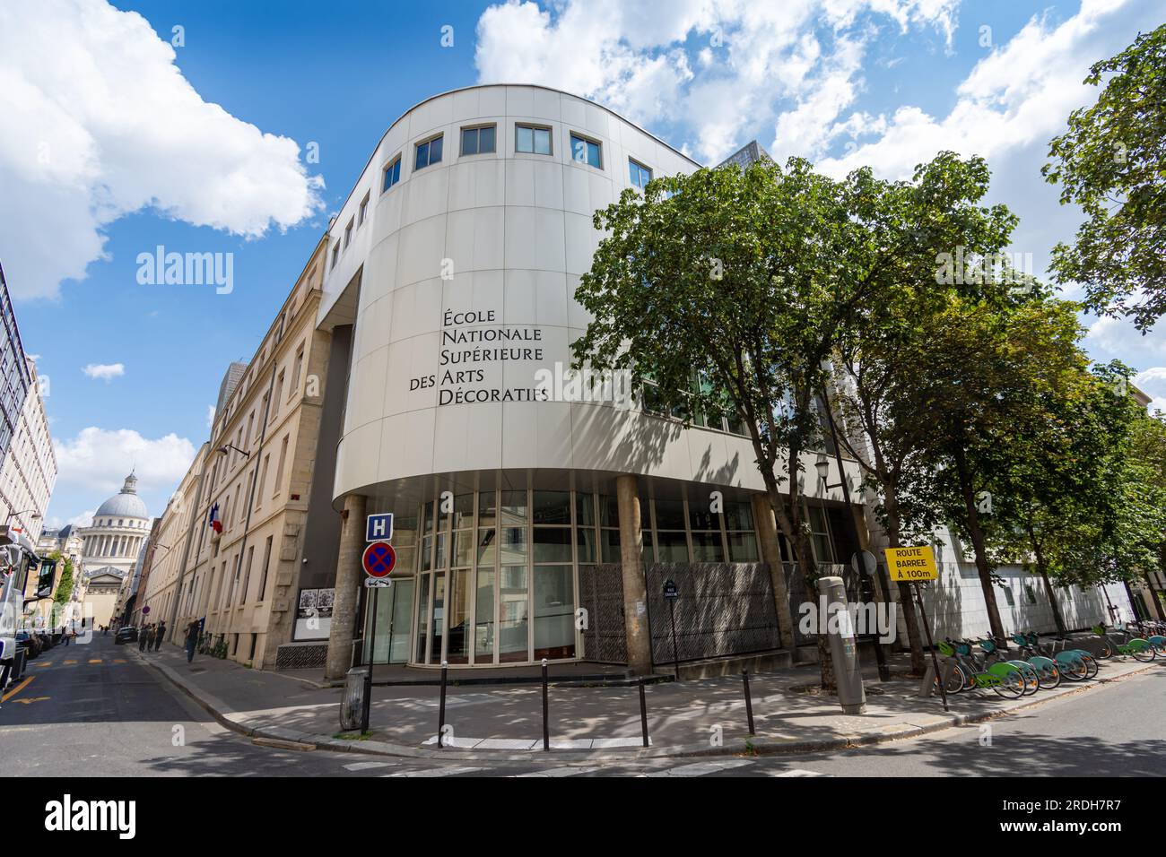 Ecole nationale supérieure des Arts Décoratifs (ENSAD, aussi connue sous le nom Arts DECOs', École des Arts Décoratifs), une célèbre école française d'art et de design Banque D'Images