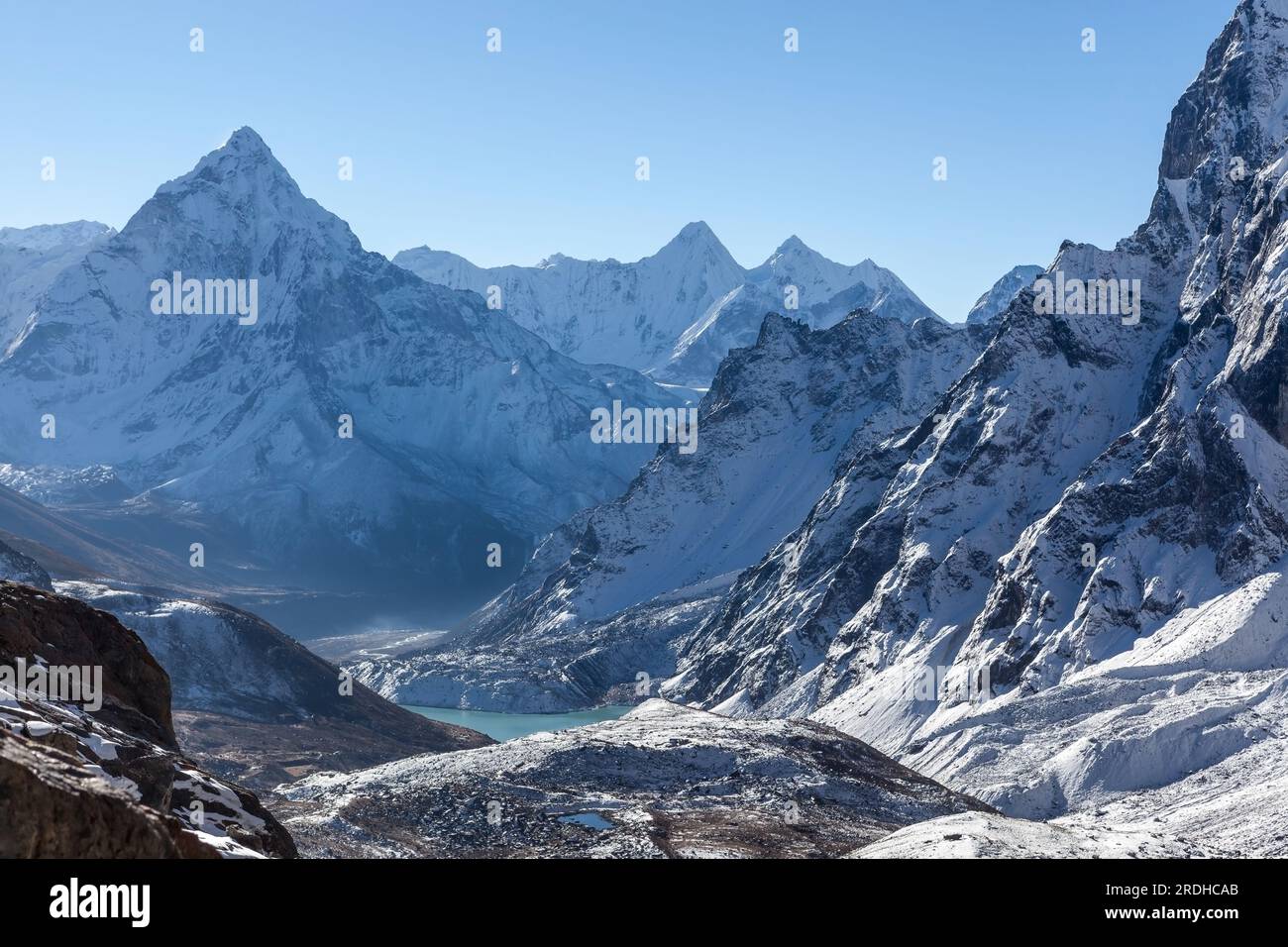 Sommet Mountain Ama Dablam sur le trek Everest base Camp dans l'Himalaya, Népal. Banque D'Images Sommet Mountain Ama Dablam sur le trek Everest base Camp dans l'Himalaya, Népal. Banque D'Images