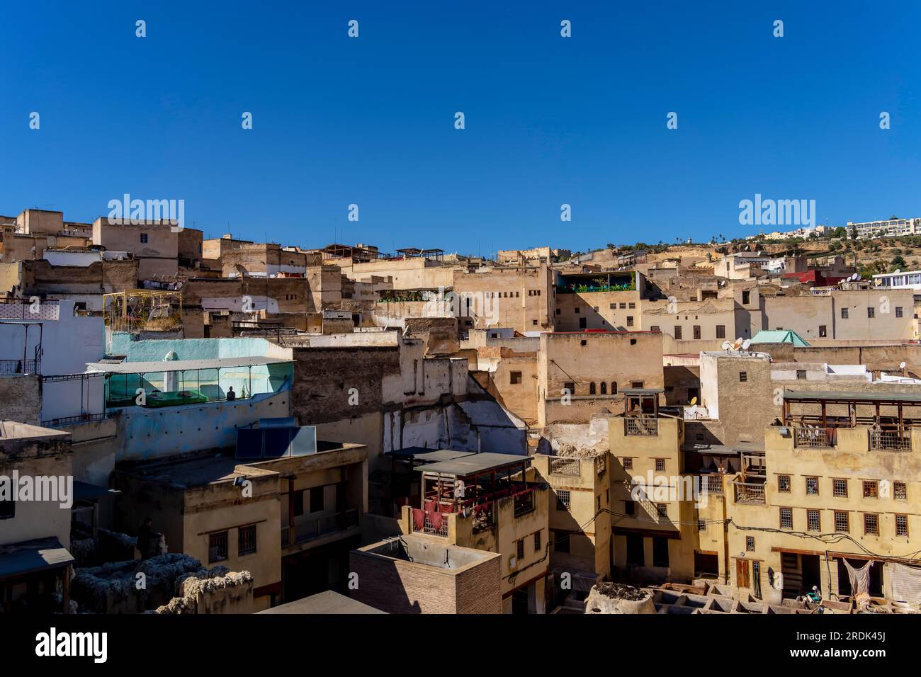 Fès ou Fès est une ville du nord du Maroc et la capitale de la région administrative de Fès-Meknes Banque D'Images