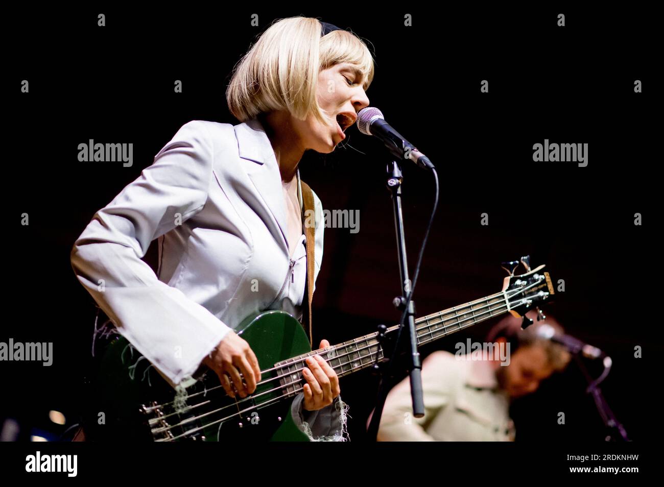 Londres, Royaume-Uni, 21/07/2023, 21.07.23 - divorce au Sage Gateshead, soutenant Self Esteem x Royal Northern Sinfonia, dans le cadre de BBC Proms 2023 Credit : Thomas Jackson/Alamy Live News Banque D'Images