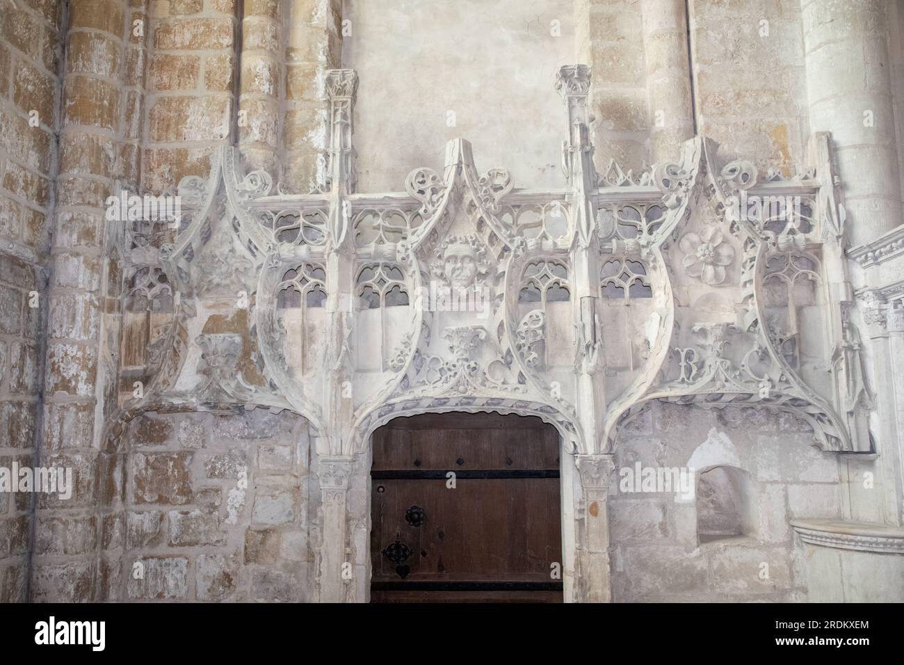 Sculpture sur pierre dans la Chapelle St Pierre et St Paul, Abbaye de la Sainte Trinité Fécamp Banque D'Images