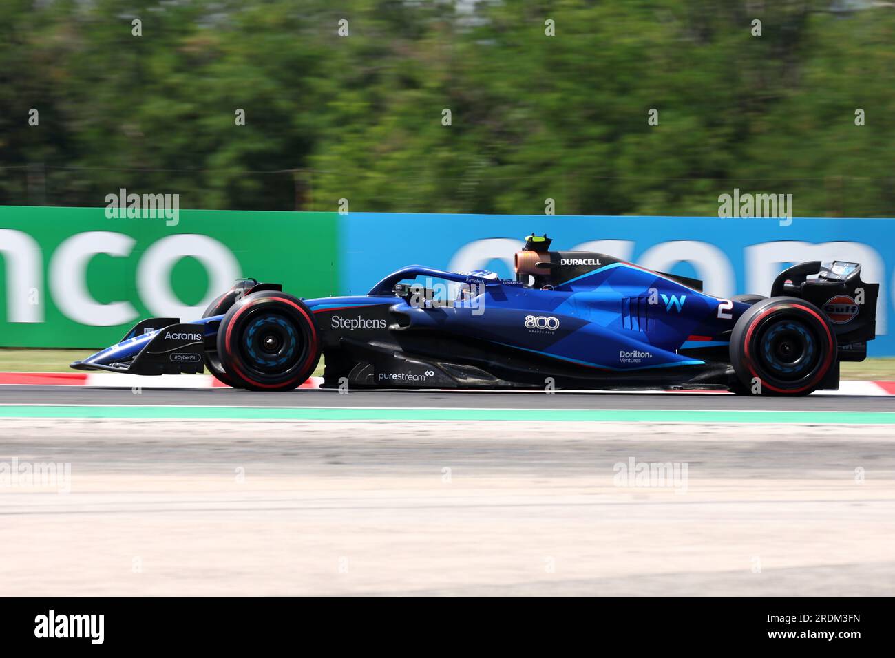 Mogyorod, Hongrie. 22 juillet 2023. Logan Sargeant de Williams Racing en piste lors des essais finaux pour le Grand Prix de F1 de Hongrie à Hungaroring le 22 juillet 2023 Mogyorod, Hongrie. Crédit : Marco Canoniero/Alamy Live News Banque D'Images