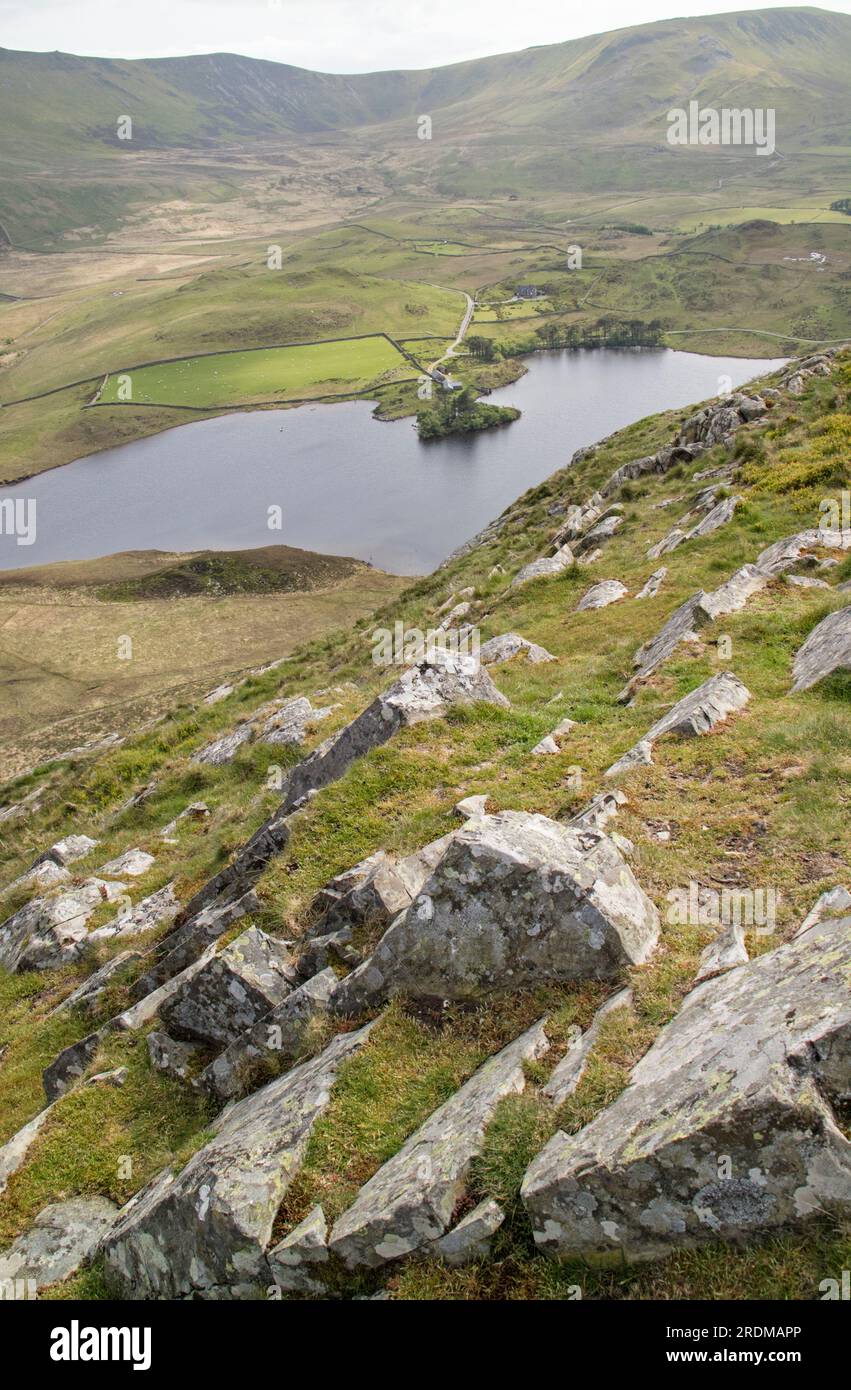 Llynnau Cregennen / Cregennan Lakes from Pared-y-Cefn Hir Mountain Nr Dolgellau, Eryri (Snowdonia) National Park, North Wales, UK Banque D'Images