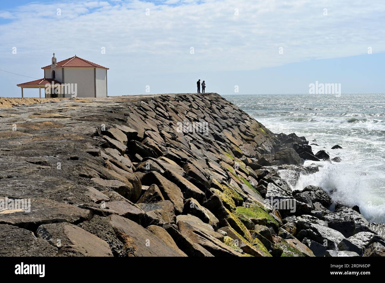 Défenses maritimes à Praia de paramos, Portugal Banque D'Images